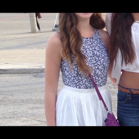 Floral cropped top - Picture 2 of 5